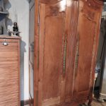 Armoire maraichine Louis XV en cerisier    (dite de mariage) – BONNIN de Challans